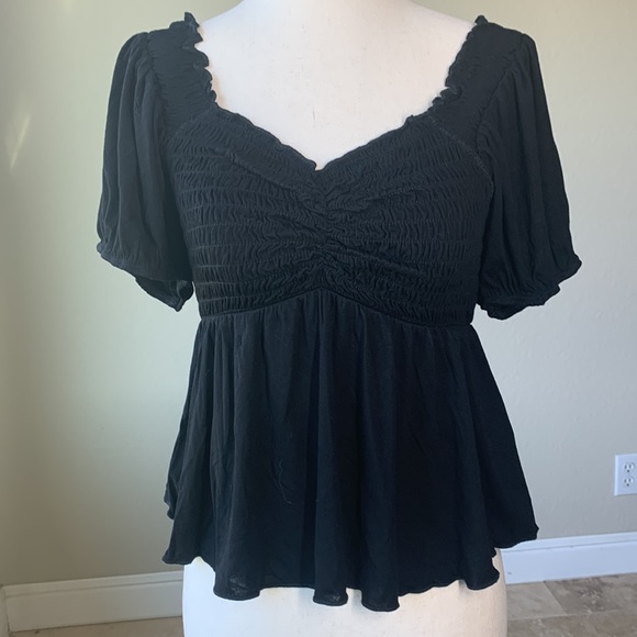 NWT Entro black smock crop top - Picture 1 of 7